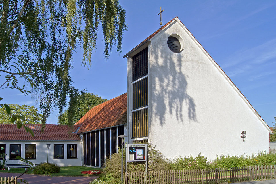 Außenansicht der St.-Stephanus-Kirche